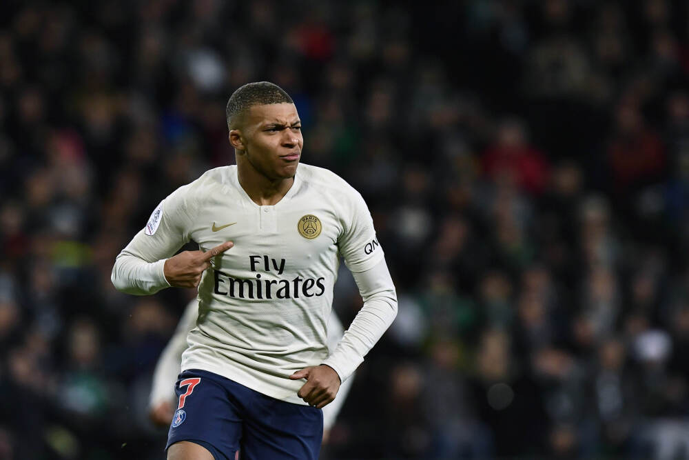 努力寻找药物合成的最优解（弘扬科学家精神）